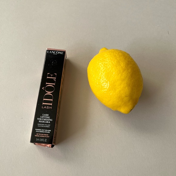 LancômeMini Lash Idôle Lash-Lifting & Volumizing Mascara - Picture 2 of 2